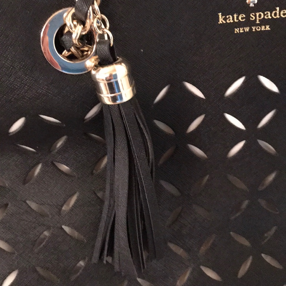 “Who Doesn’t Love A Spade” Kate Spade Handbag - Picture 4 of 8